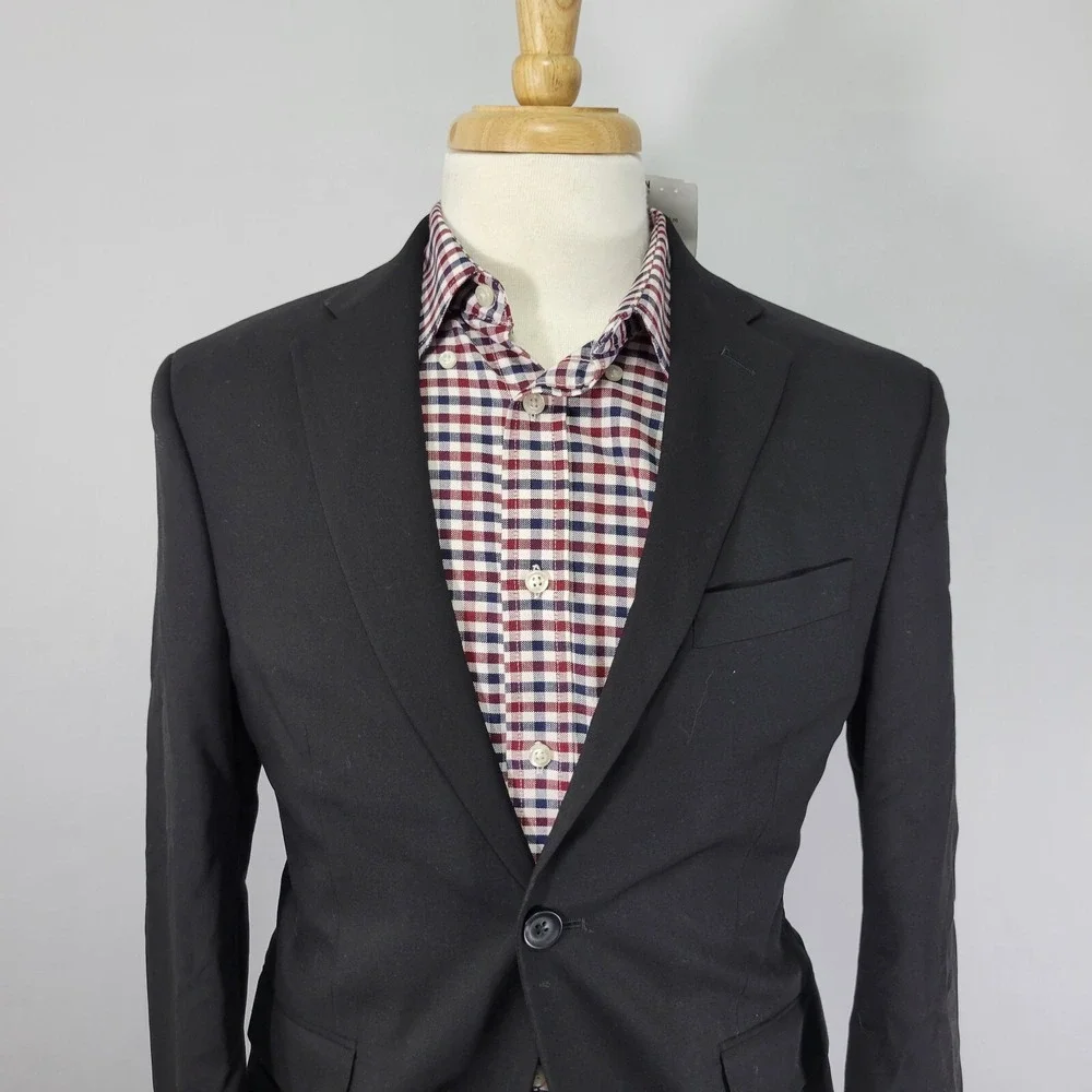 Kenneth Cole Reaction Men's‎ Sport Coat Blazer Two Button Black Techni-Cole 38S